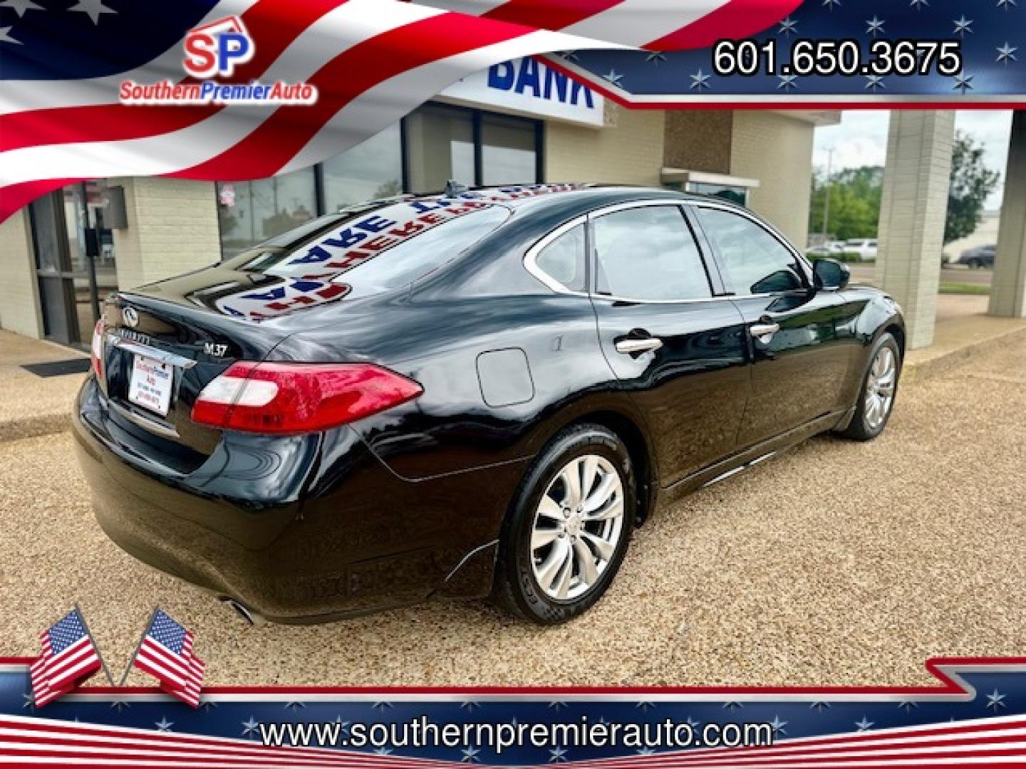 2012 BLACK INFINITI M37 BASE (JN1BY1AP6CM) , located at 922 W. Beacon St., Philadelphia, MS, 39350, (601) 650-3675, 32.770447, -89.127151 - Photo#5